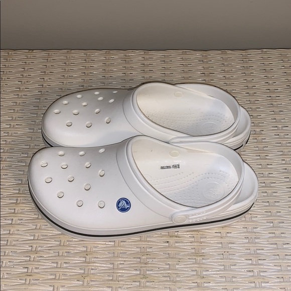 Crocs - Picture 4 of 8